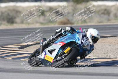 media/Jan-18-2026-CVMA (Sun) [[519f600f45]]/Race 10-Formula Lightweight Twins Shootout/